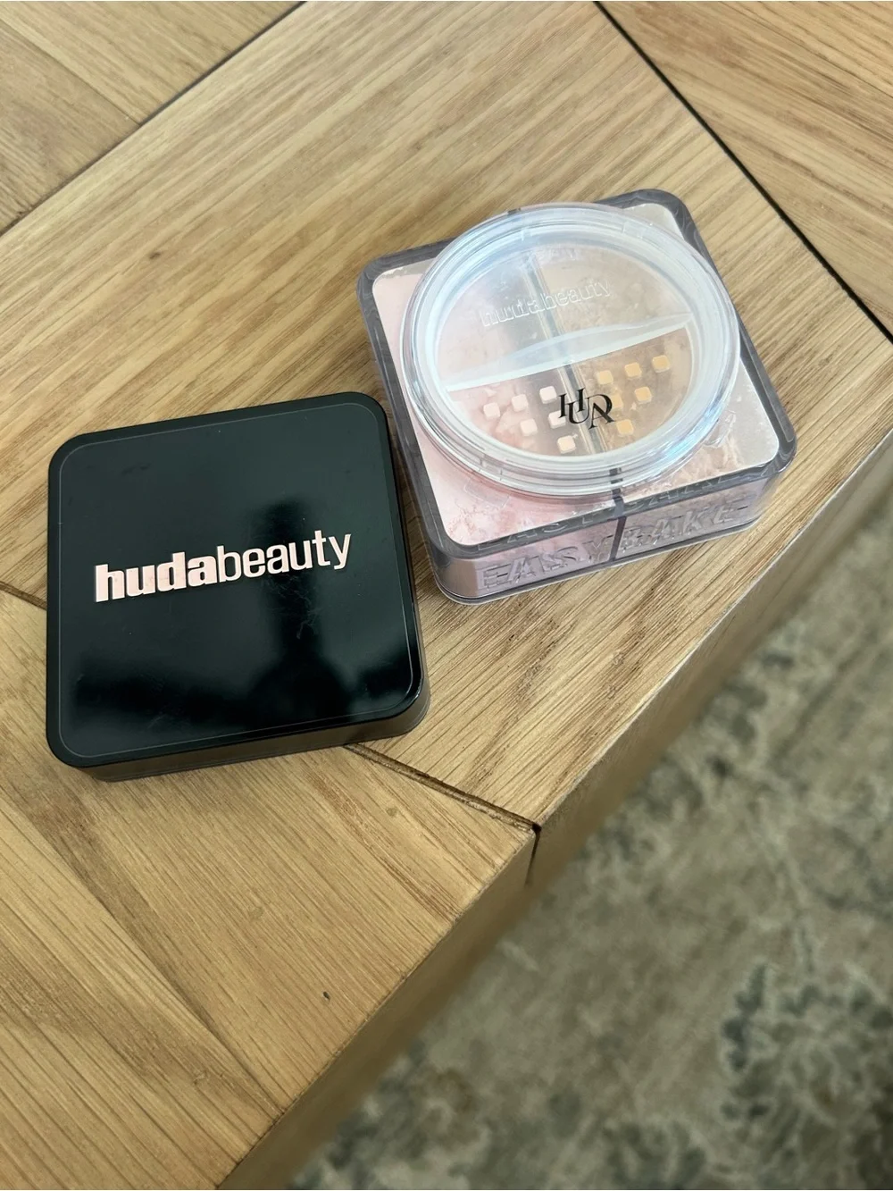 New Huda Beauty Easy Bake Loose Powder Brightening + Correcting Duo Cherry Peach